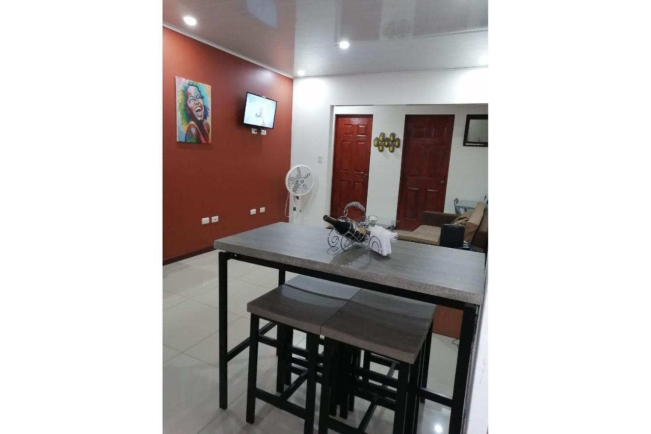 Aptos Casa Caribe, Habitaciones Privadas En Aptos Compartidos & Aptos Completos Con Auto Entrada Puerto Limon Eksteriør bilde